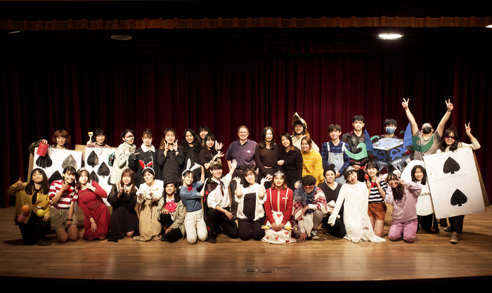 英文戲劇-Alice in Wonderland(大合照)