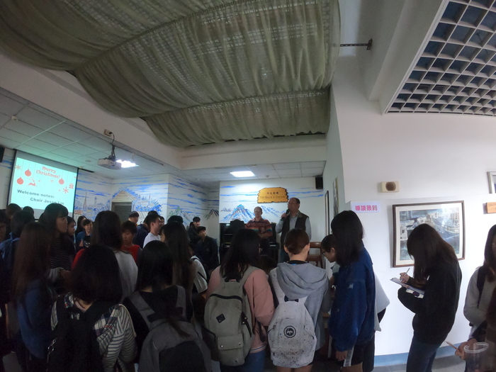 耶誕趴-系主任致詞