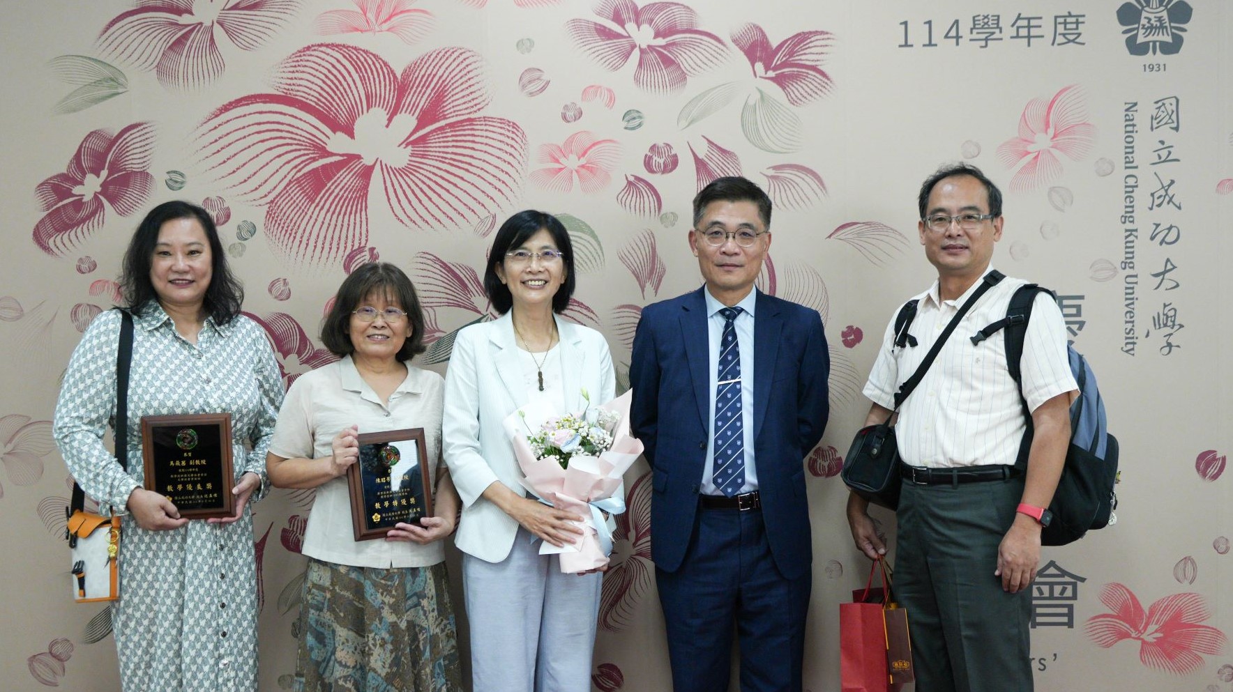 Congratulations to Prof. Chao-Fang Chen (second from the left) for winning NCKU Excellence in Teaching Award in 2025